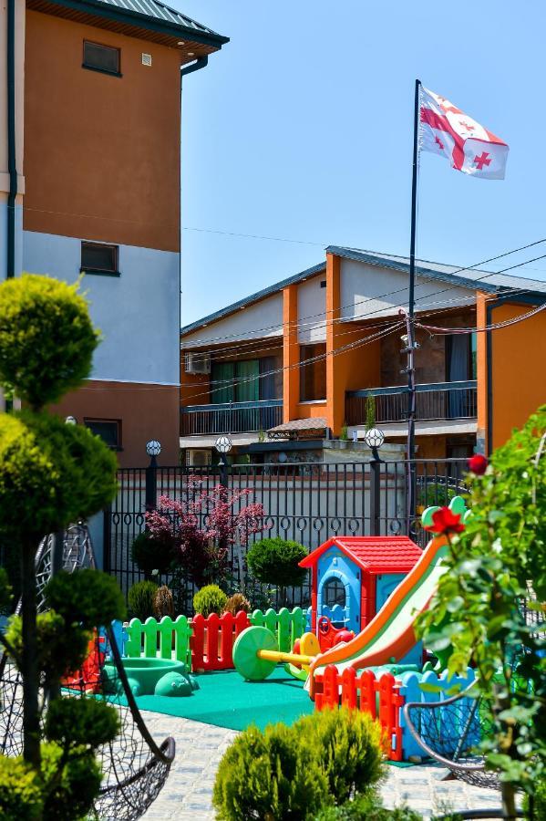 Lions Apartment Ureki Dış mekan fotoğraf